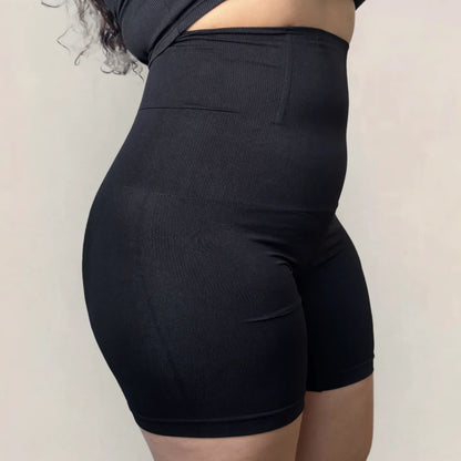 Bermuda modeladora Ultra Shaper tela transpirable